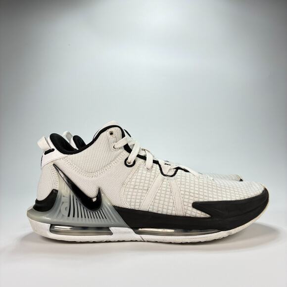 Nike | Shoes | Nike Lebron Witness 7 Tb White Black  display picture 3